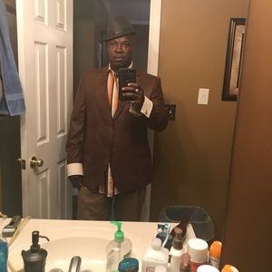 Meet your Posher, Bobby